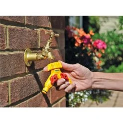Hozelock Dual Tap Connector -Cheap Shrub And Spray Store 5010646057042 4