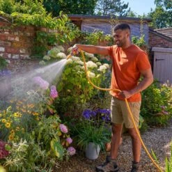 Hozelock 25m Wonderhoze -Cheap Shrub And Spray Store 5010646064224 4